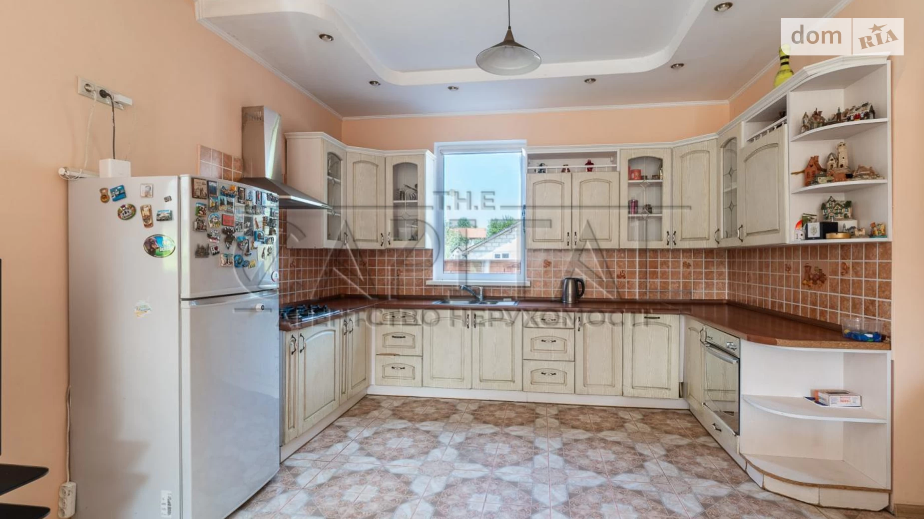 Продается дом на 3 этажа 260 кв. м с балконом, цена: 193000 $ - фото 4