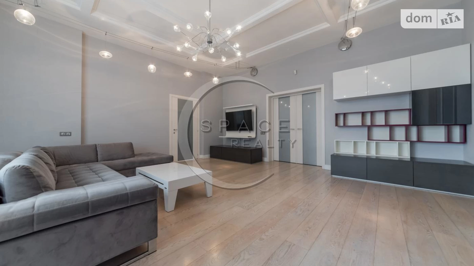 Продается 2-комнатная квартира 115 кв. м в Киеве, ул. Крещатик, 27Б - фото 2