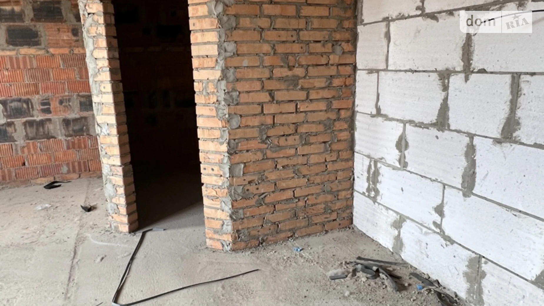 Продается 1-комнатная квартира 36 кв. м в Гостомеле, ул. Юбилейная, 4В - фото 4