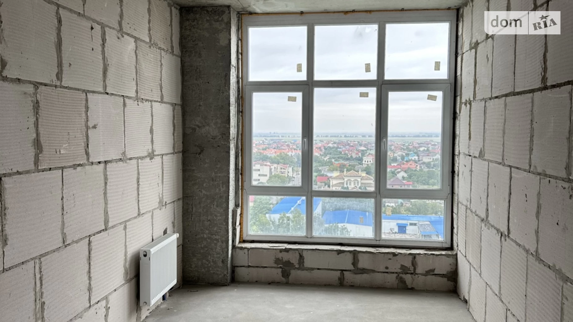 Продается 2-комнатная квартира 74 кв. м в Черноморске, ул. Радостная - фото 4