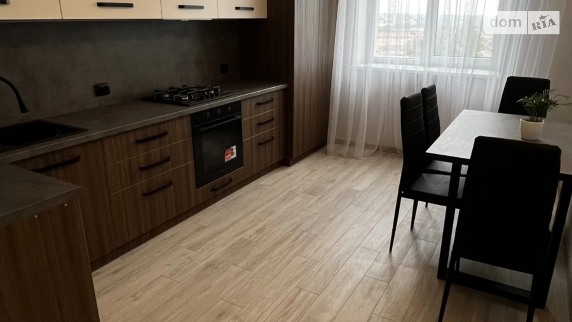 Продается 2-комнатная квартира 60 кв. м в Ивано-Франковске, ул. Хмельницкого Богдана, 57Д - фото 2