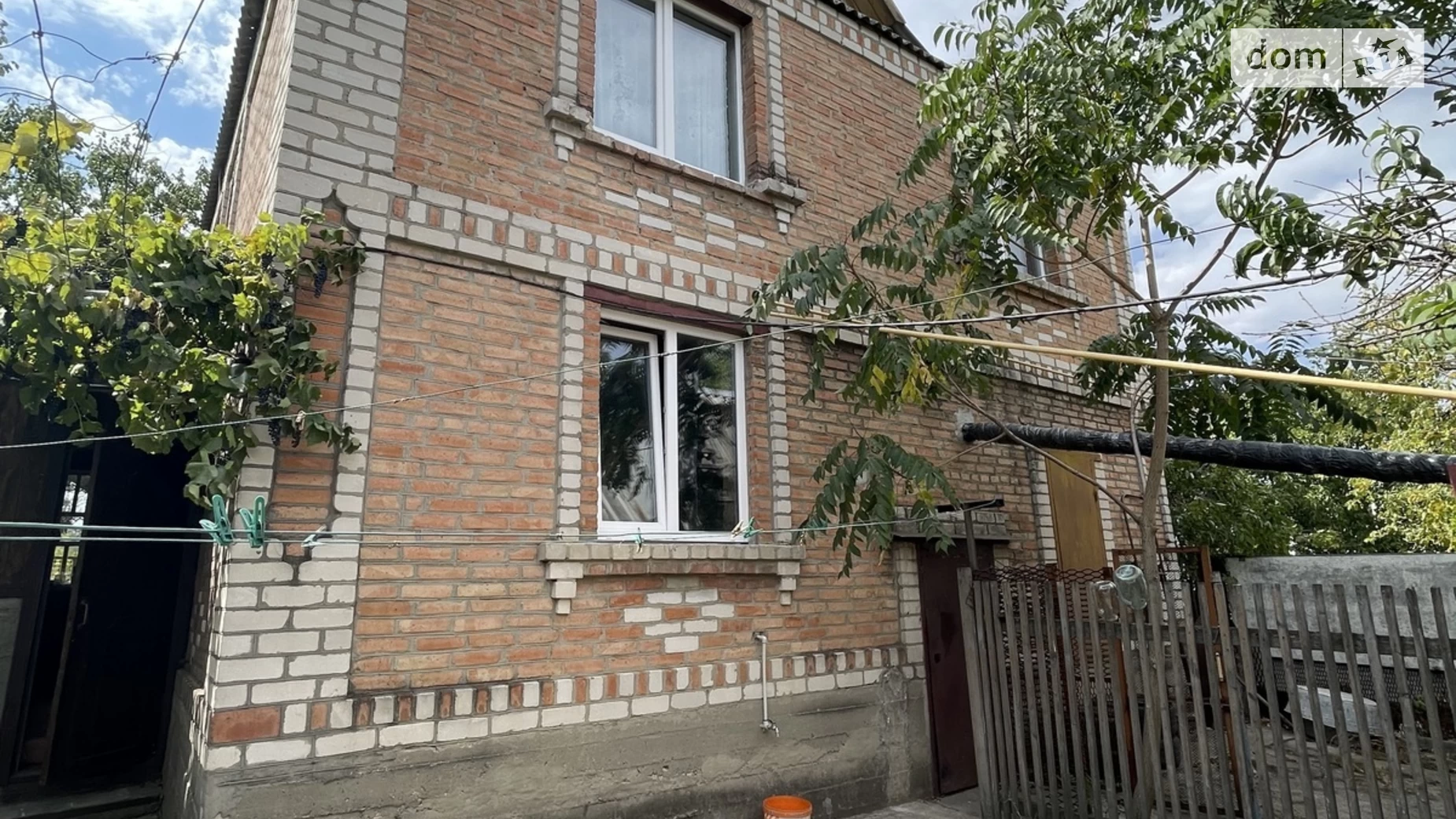 Продается дом на 2 этажа 128 кв. м с подвалом, цена: 69900 $ - фото 2