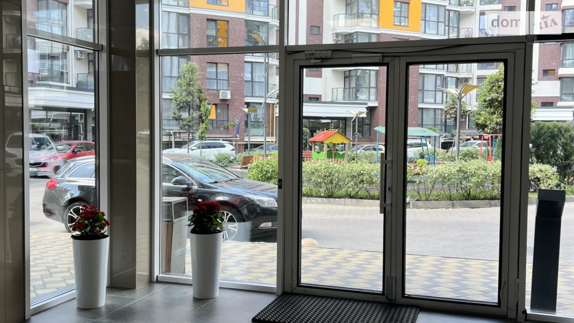 Продается 1-комнатная квартира 47 кв. м в Гостомеле, ул. Прорезная, 9 - фото 3