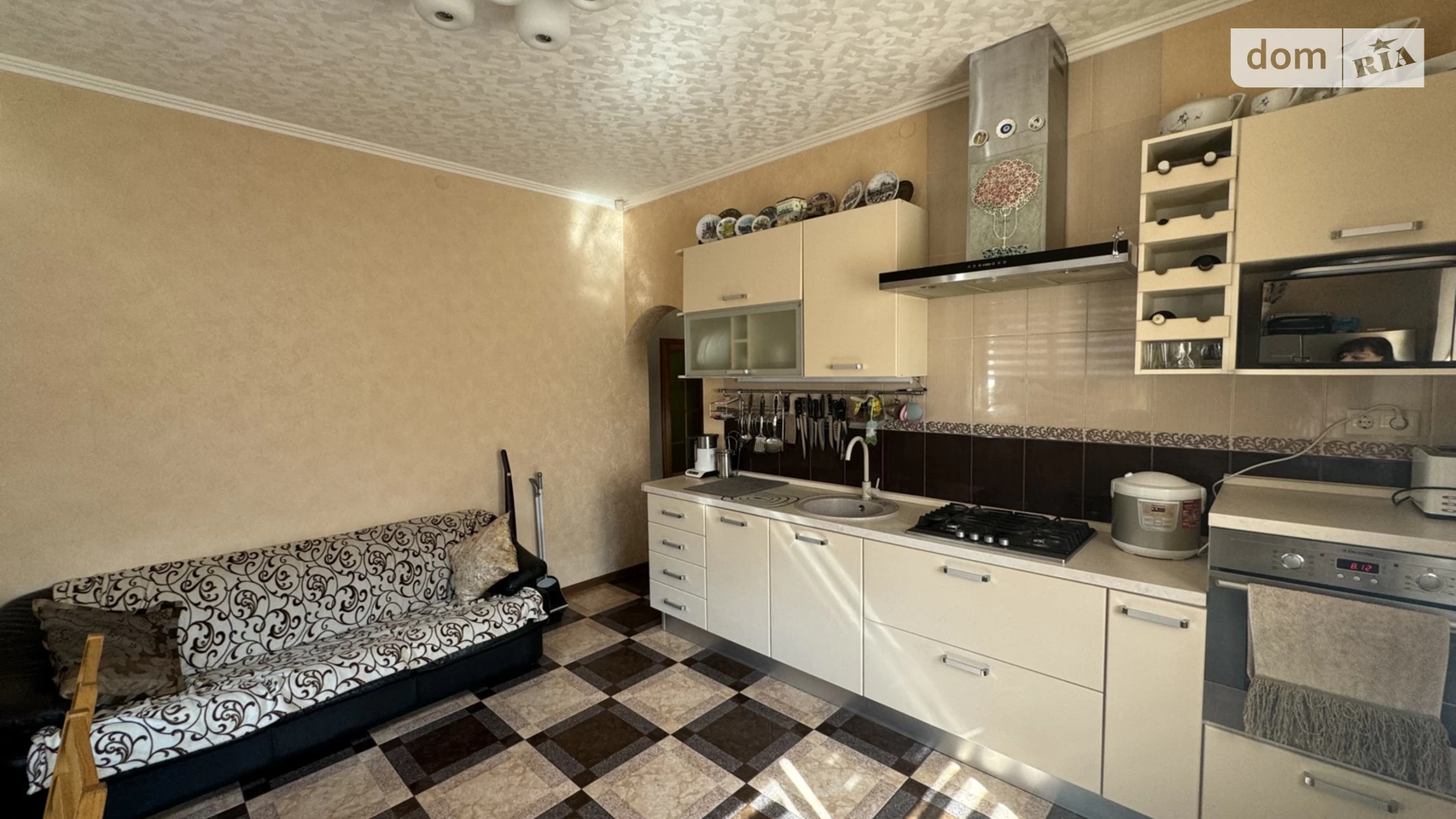 Продается одноэтажный дом 116 кв. м с бассейном, цена: 145000 $ - фото 5