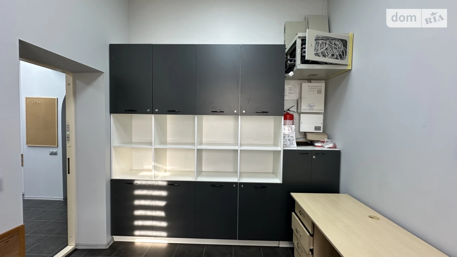 Сдается в аренду офис 110 кв. м в бизнес-центре, цена: 790 $ - фото 5