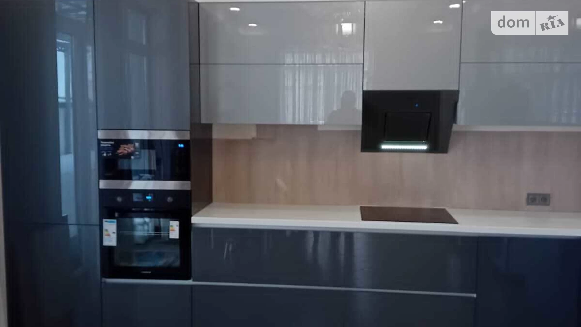 Продается дом на 2 этажа 259.4 кв. м с мебелью, цена: 480000 $ - фото 2