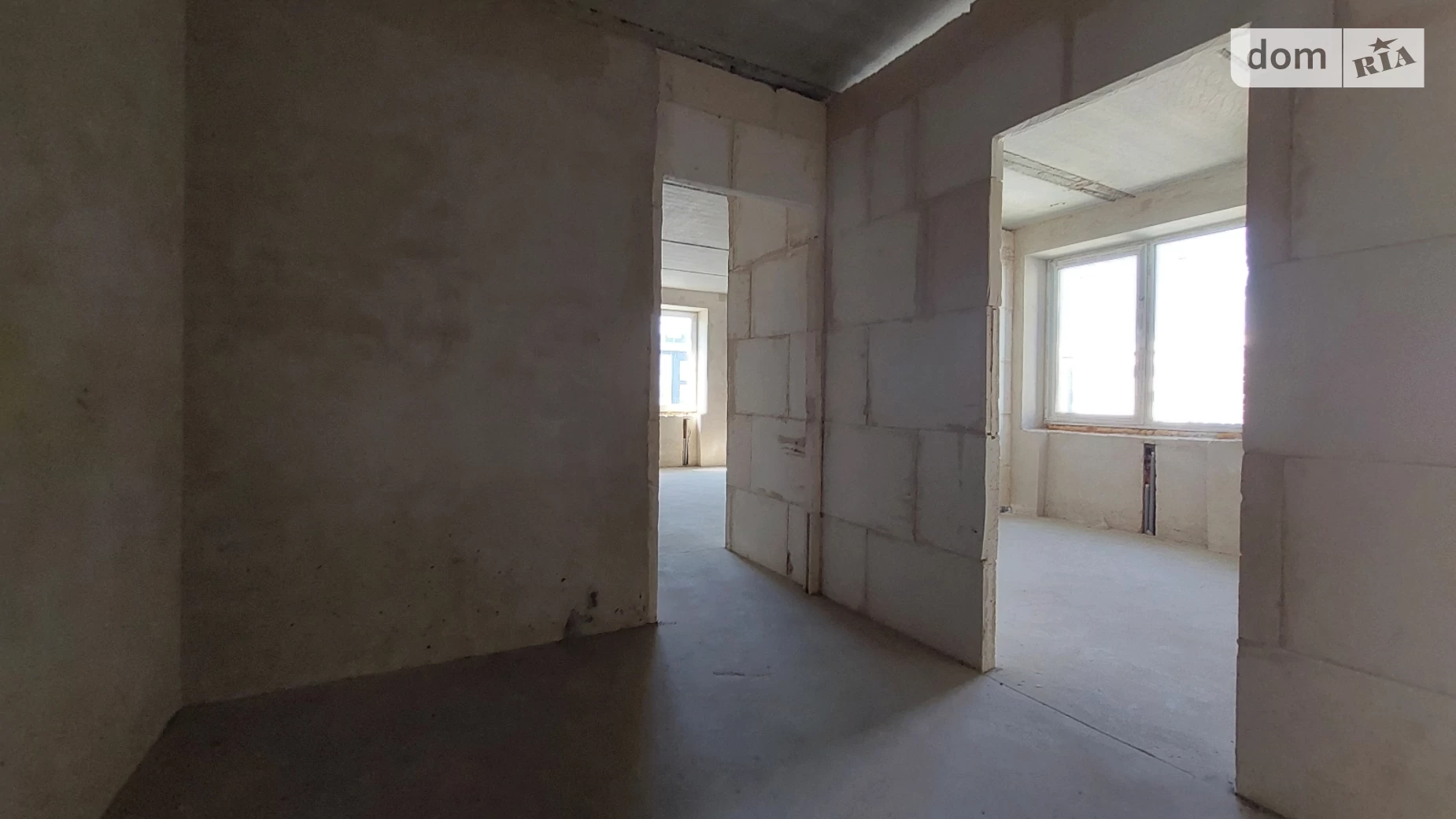Продается 2-комнатная квартира 56 кв. м в Буче, бул. Леонида Бирюкова, 7 - фото 2