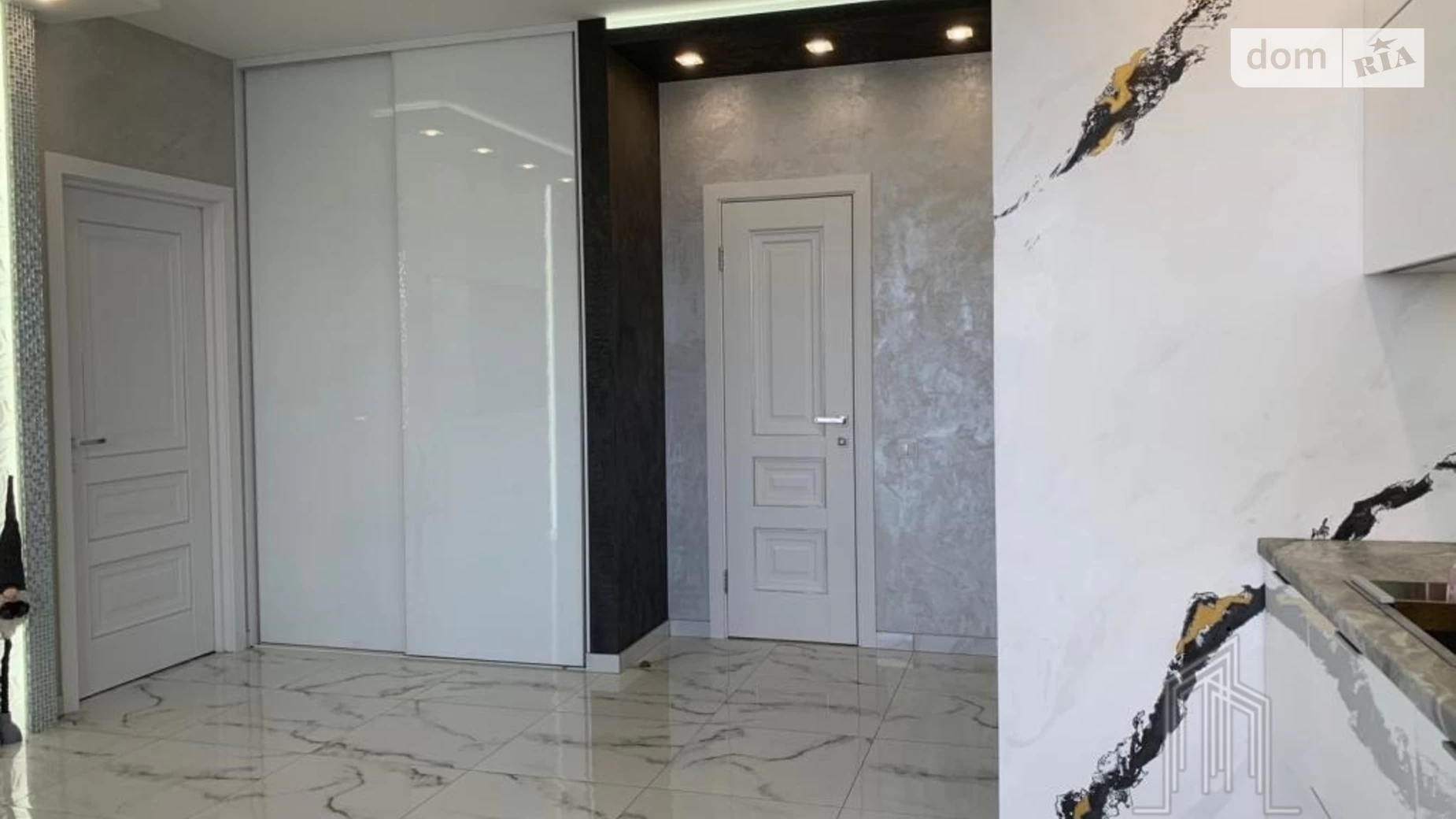 Продається 2-кімнатна квартира 61.2 кв. м у Києві, вул. Драгоманова, 10 - фото 4