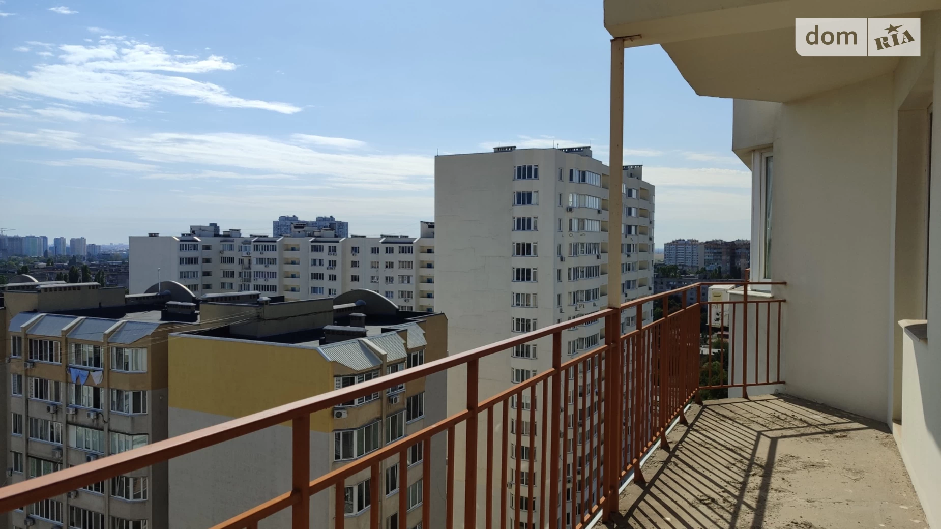 Продається 3-кімнатна квартира 98 кв. м у Одесі, вул. Костанді - фото 2