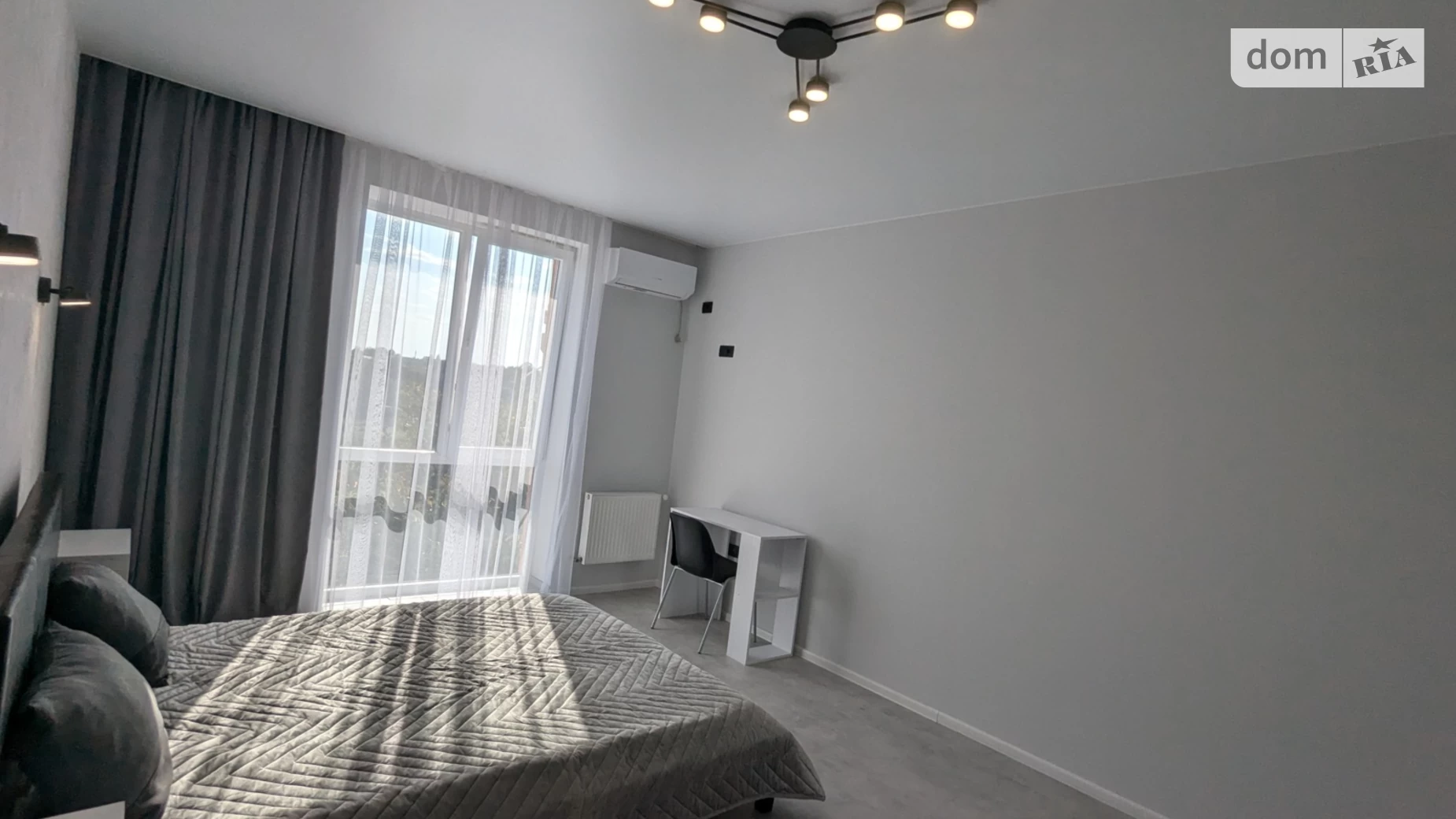 Продается 1-комнатная квартира 46 кв. м в Черновцах - фото 5