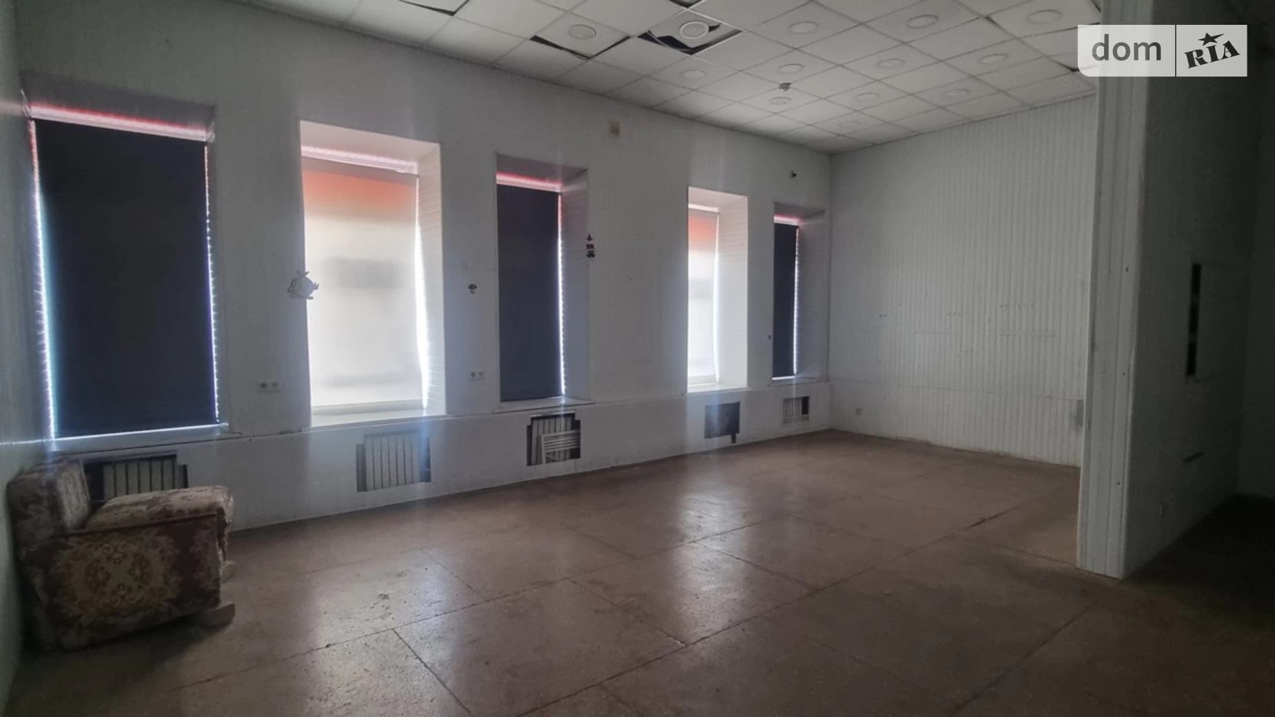 Сдается в аренду помещения свободного назначения 237 кв. м в 2-этажном здании, цена: 99540 грн - фото 2