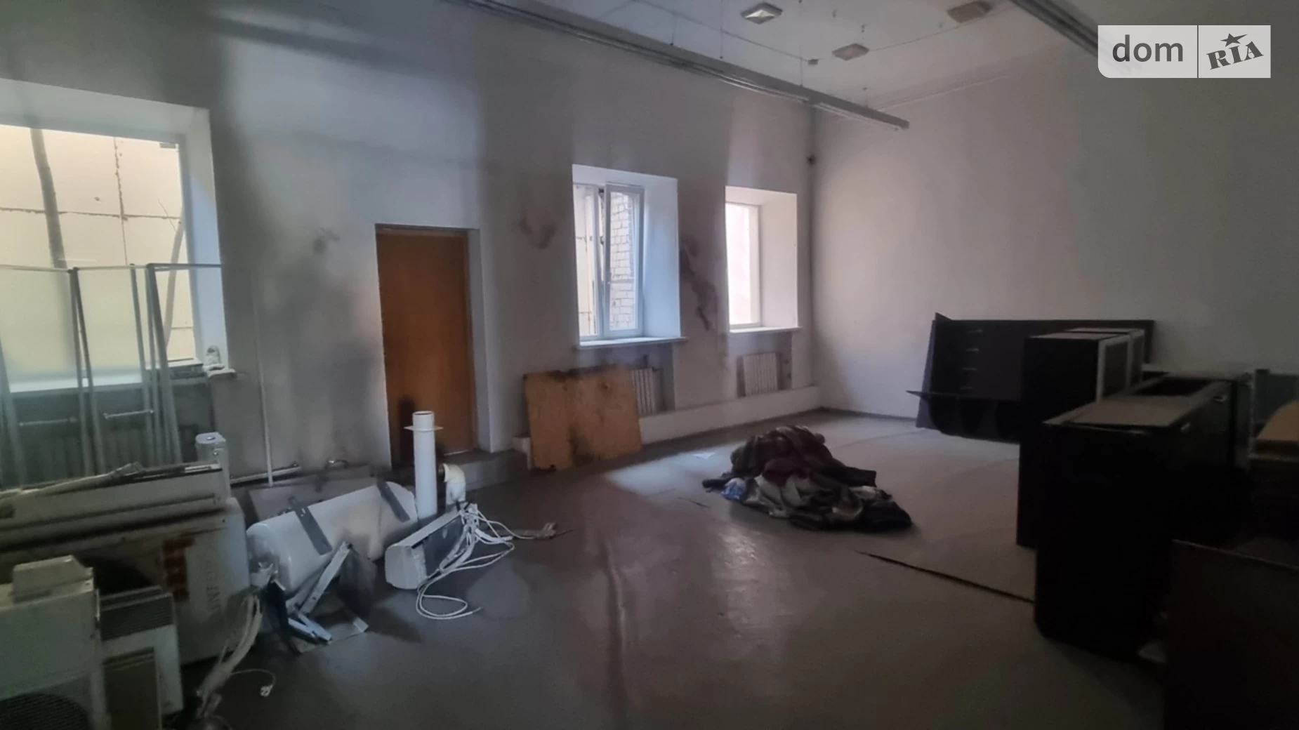 Сдается в аренду помещения свободного назначения 237 кв. м в 2-этажном здании, цена: 99540 грн - фото 5