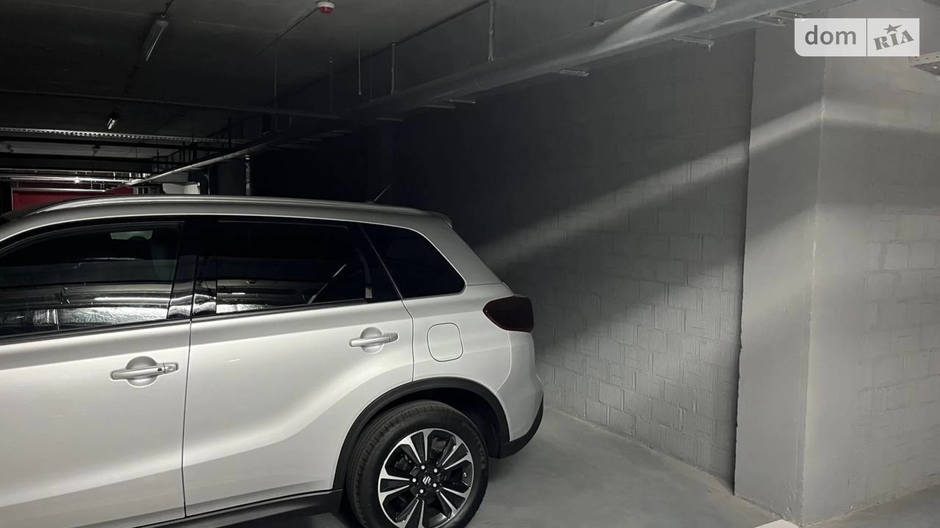 Продается подземный паркинг под легковое авто на 16 кв. м, цена: 16900 $ - фото 4