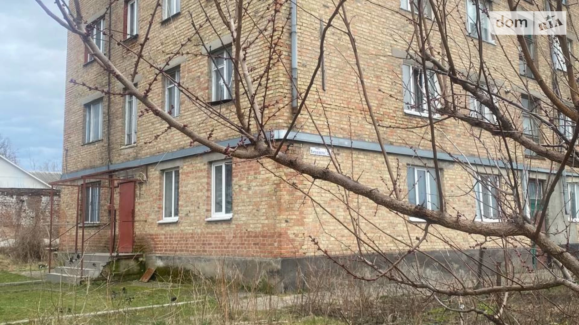 Продается 2-комнатная квартира 49.9 кв. м в, цена: 10500 $ - фото 3