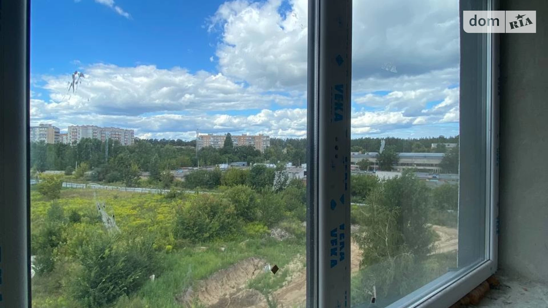 Продается 2-комнатная квартира 55 кв. м в Буче, ул. Ивана Кожедуба, 8 - фото 2