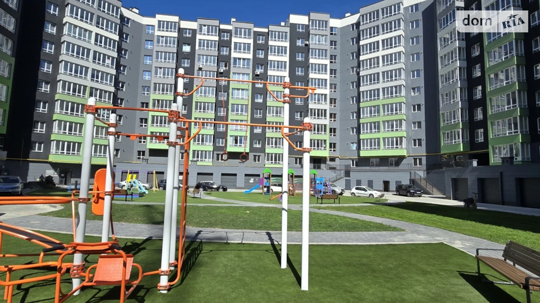 Продается 1-комнатная квартира 46.7 кв. м в Ивано-Франковске, ул. Приозерная - фото 2