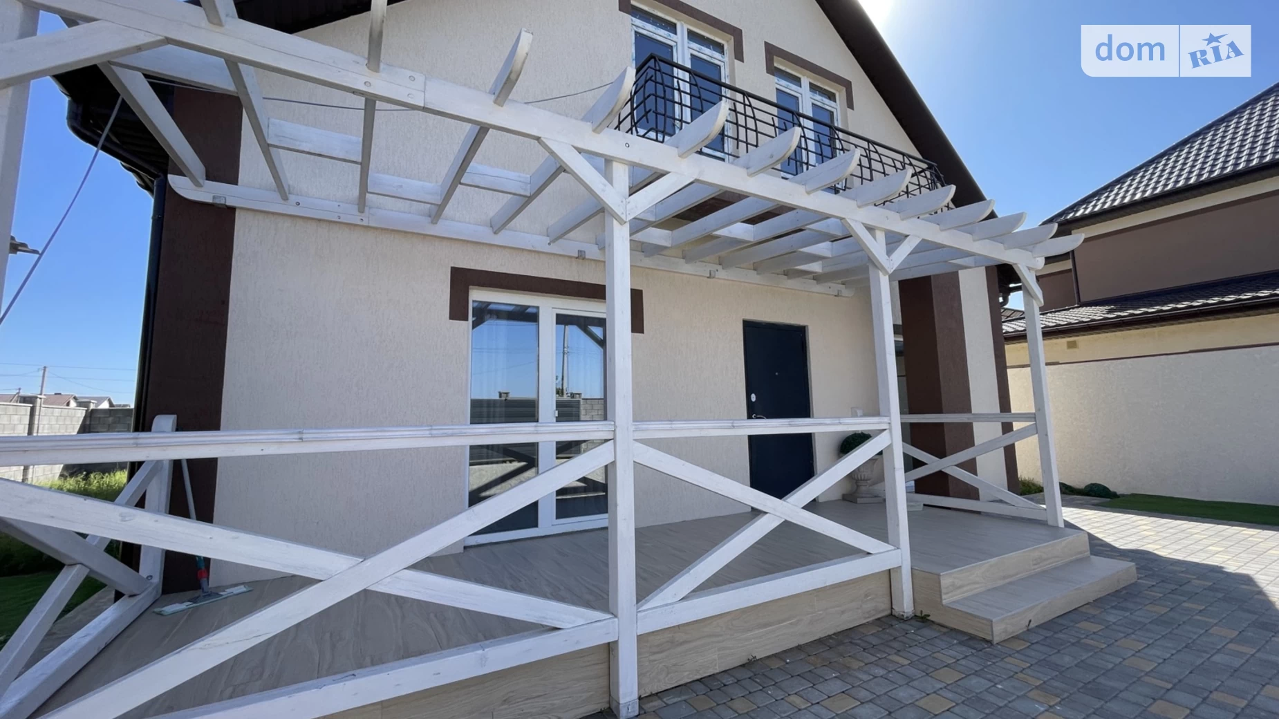 Продается дом на 2 этажа 140 кв. м с беседкой, цена: 140000 $ - фото 2