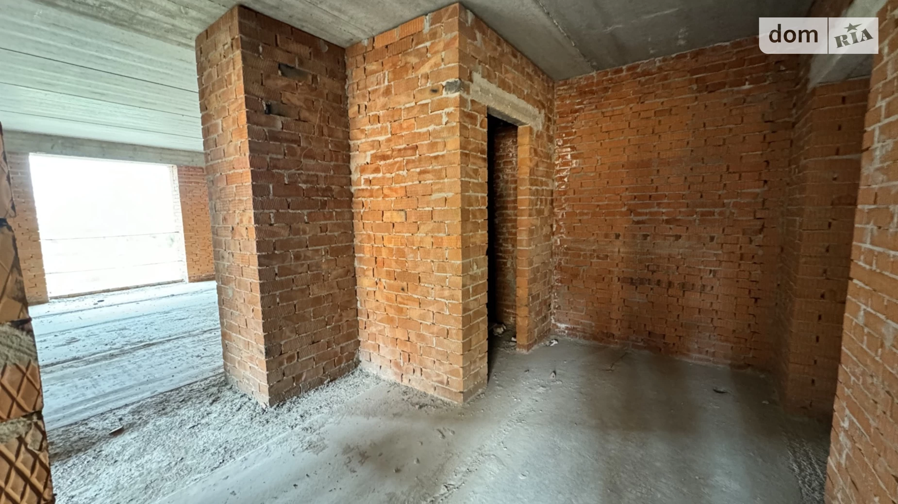 Продается 3-комнатная квартира 86.2 кв. м в Ивано-Франковске, ул. Левинского И. - фото 4