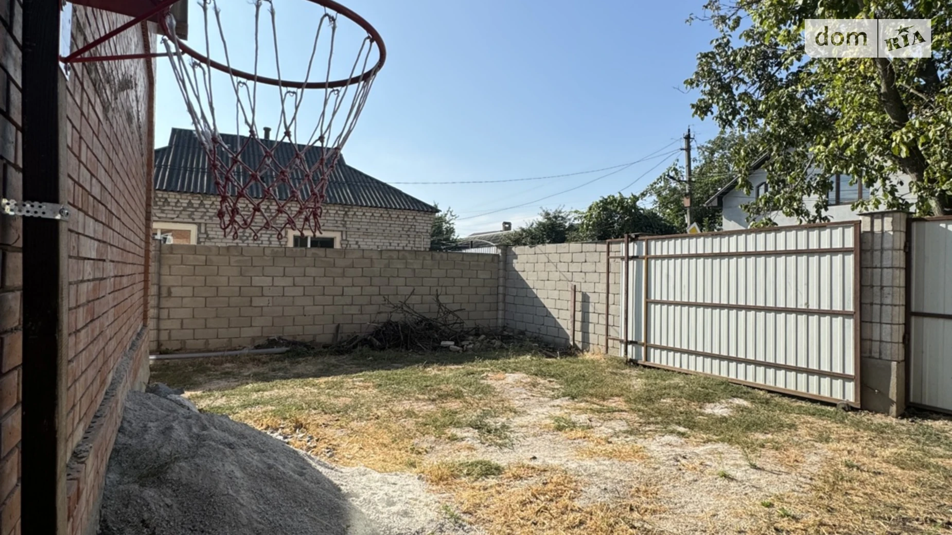 Продается дом на 2 этажа 100 кв. м с камином, цена: 58000 $ - фото 2