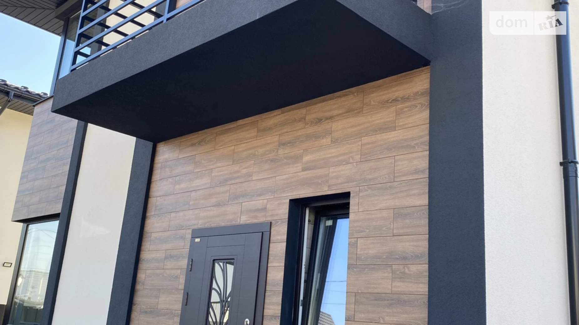 Продается дом на 2 этажа 120 кв. м с бассейном, цена: 114000 $ - фото 2