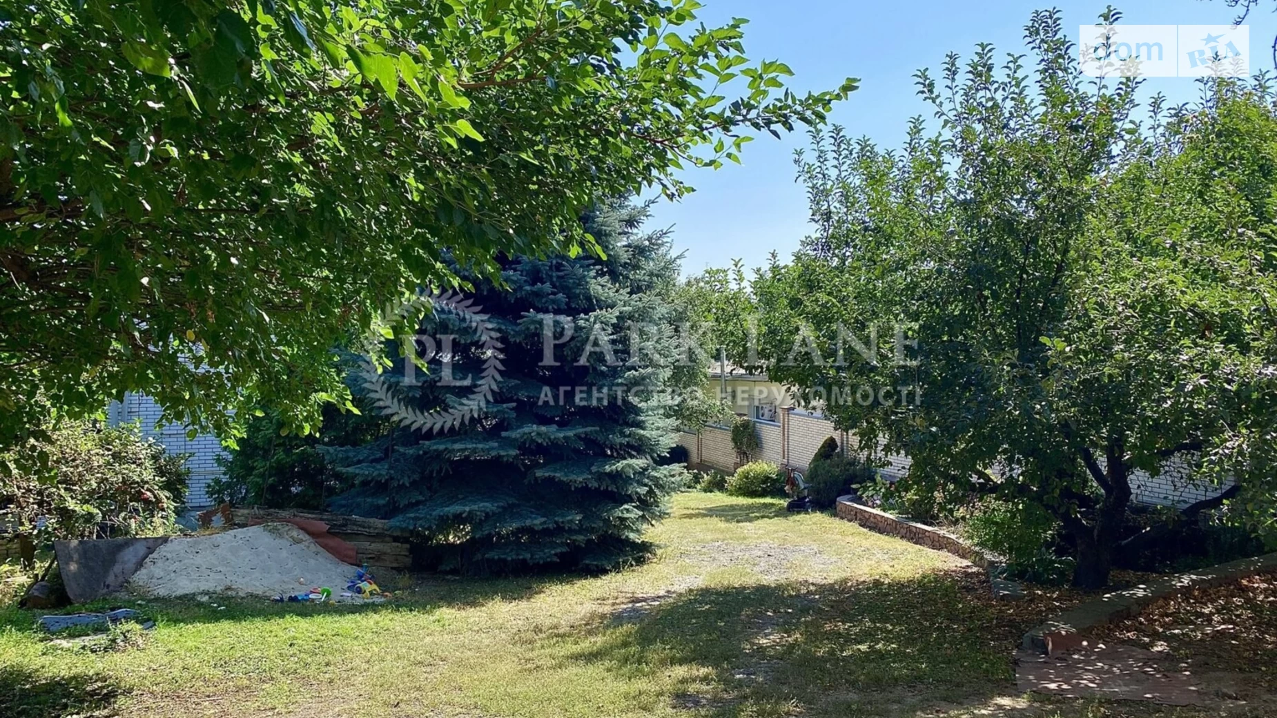 Продается дом на 3 этажа 450 кв. м с садом, цена: 450000 $ - фото 2