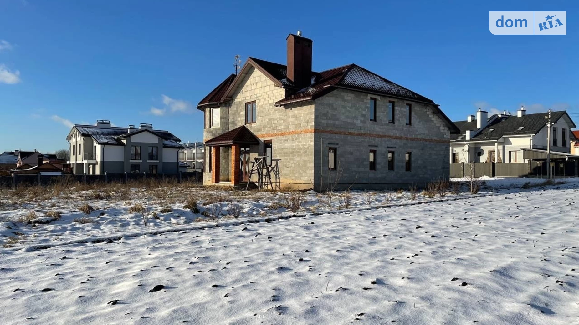 Продается дом на 2 этажа 295 кв. м с садом, цена: 150000 $ - фото 3