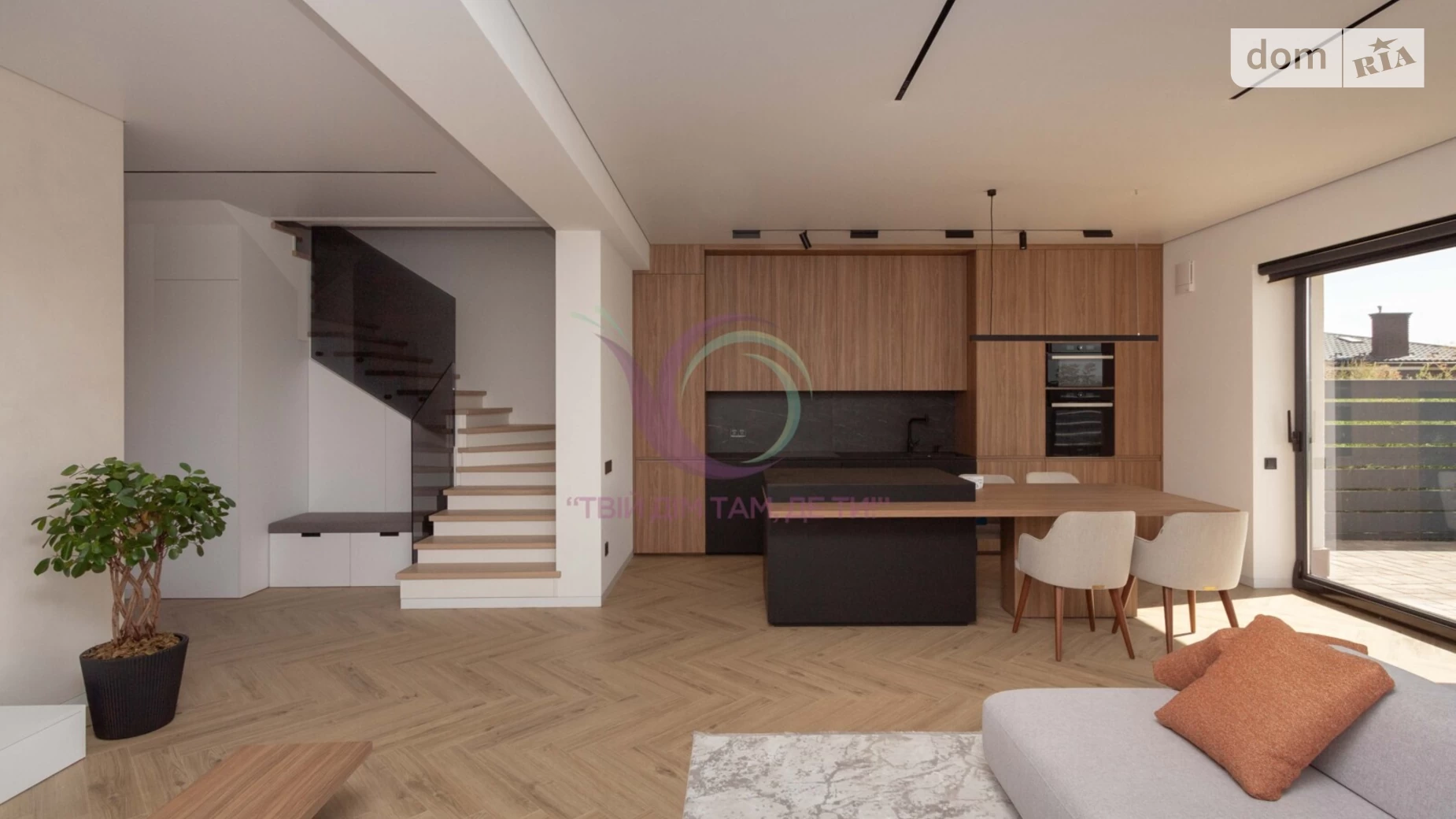 Продается дом на 2 этажа 120 кв. м с подвалом, цена: 210000 $ - фото 2