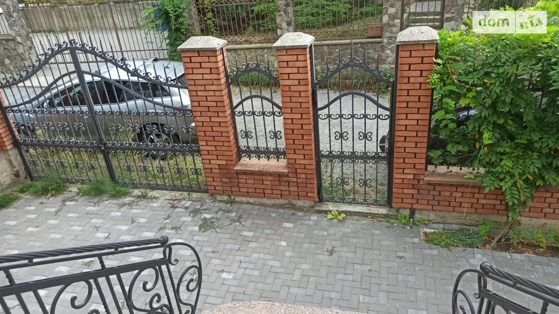 Продается дом на 2 этажа 375.8 кв. м с садом, цена: 250000 $ - фото 2