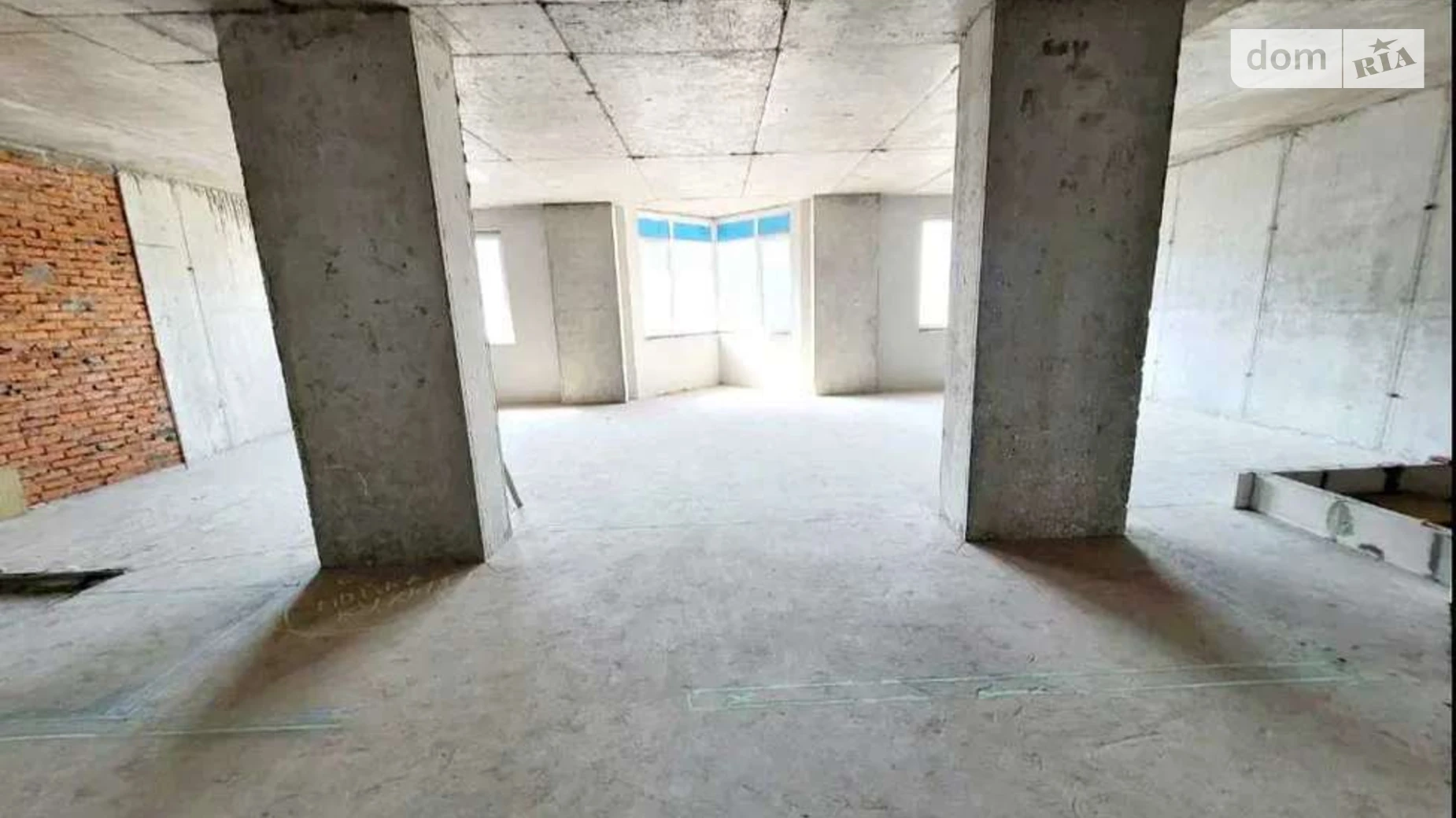 Продається 3-кімнатна квартира 100 кв. м у Києві, вул. Андрія Верхогляда(Драгомирова), 14А - фото 2