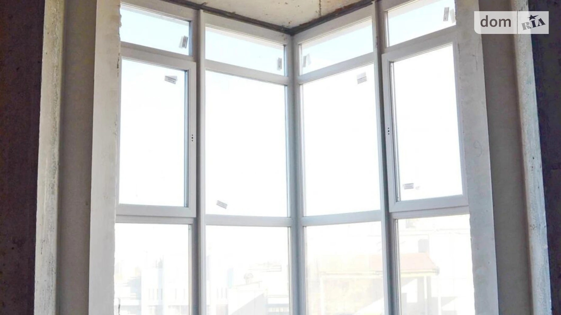 Продається 3-кімнатна квартира 100 кв. м у Києві, вул. Андрія Верхогляда(Драгомирова), 14А - фото 4