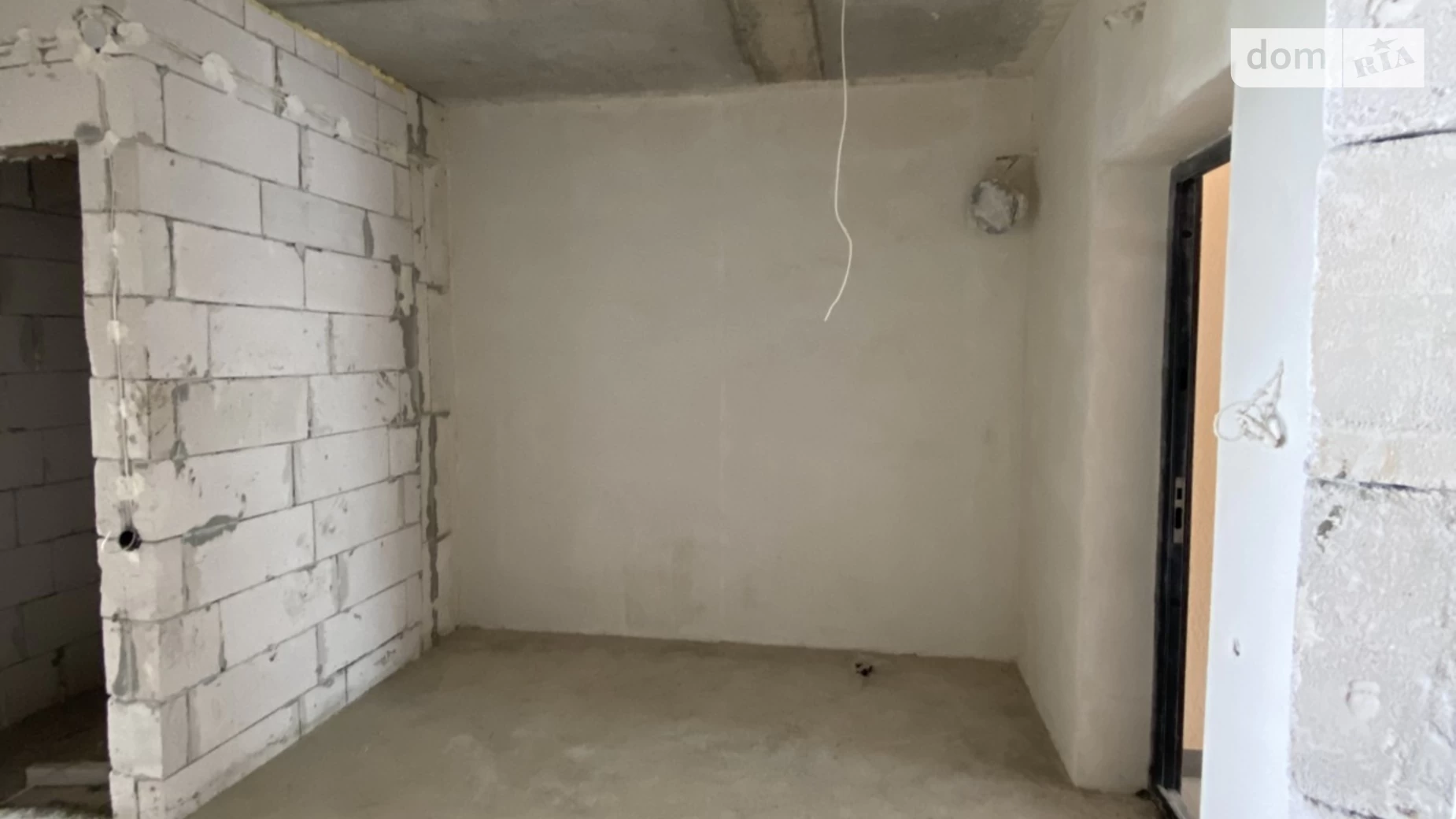 Продается 2-комнатная квартира 75.3 кв. м в Черновцах - фото 3