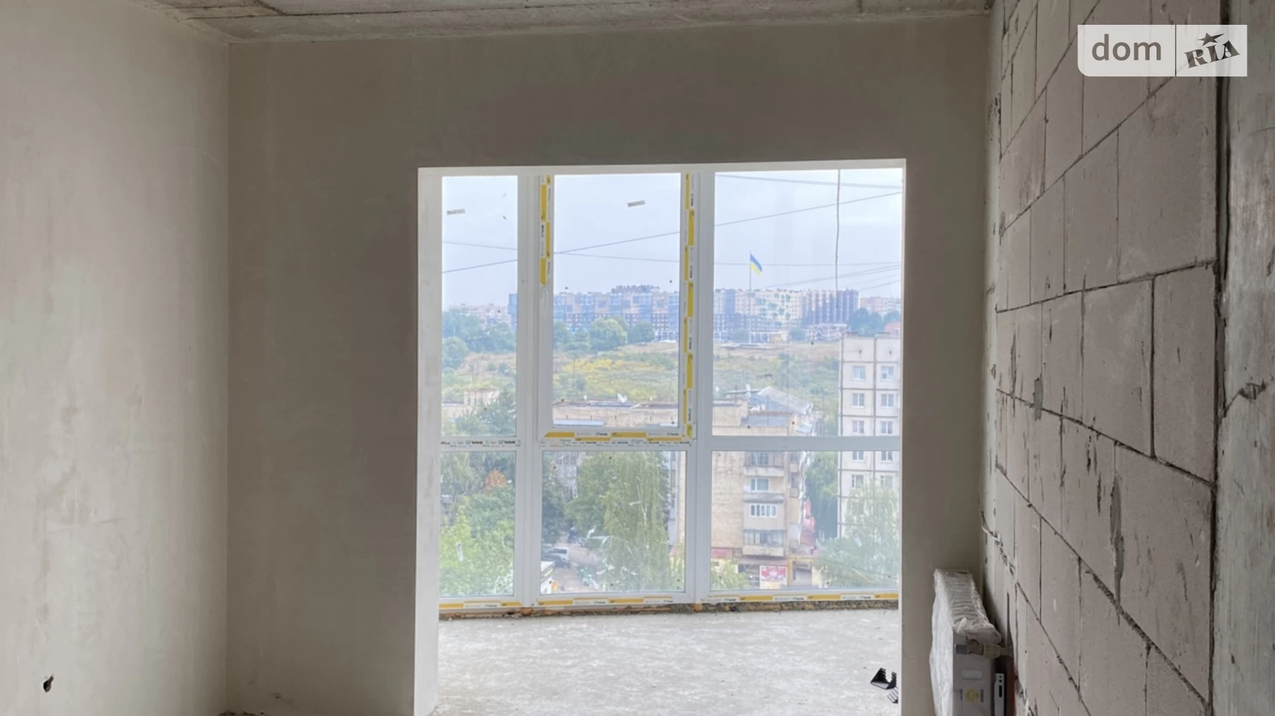 Продается 3-комнатная квартира 92 кв. м в Черновцах - фото 4