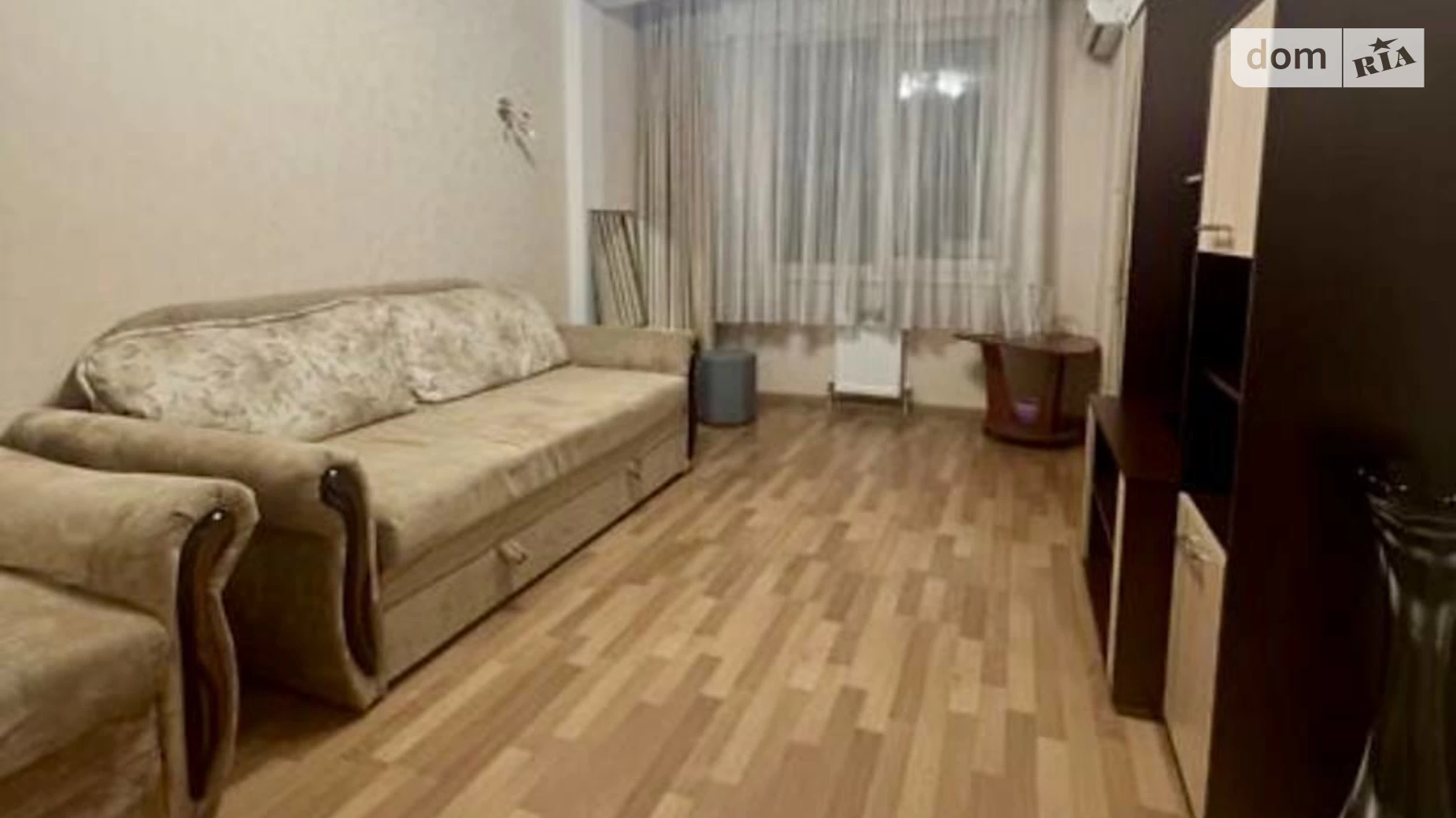 Продается 1-комнатная квартира 43 кв. м в Лиманке, мас. Радужный - фото 2