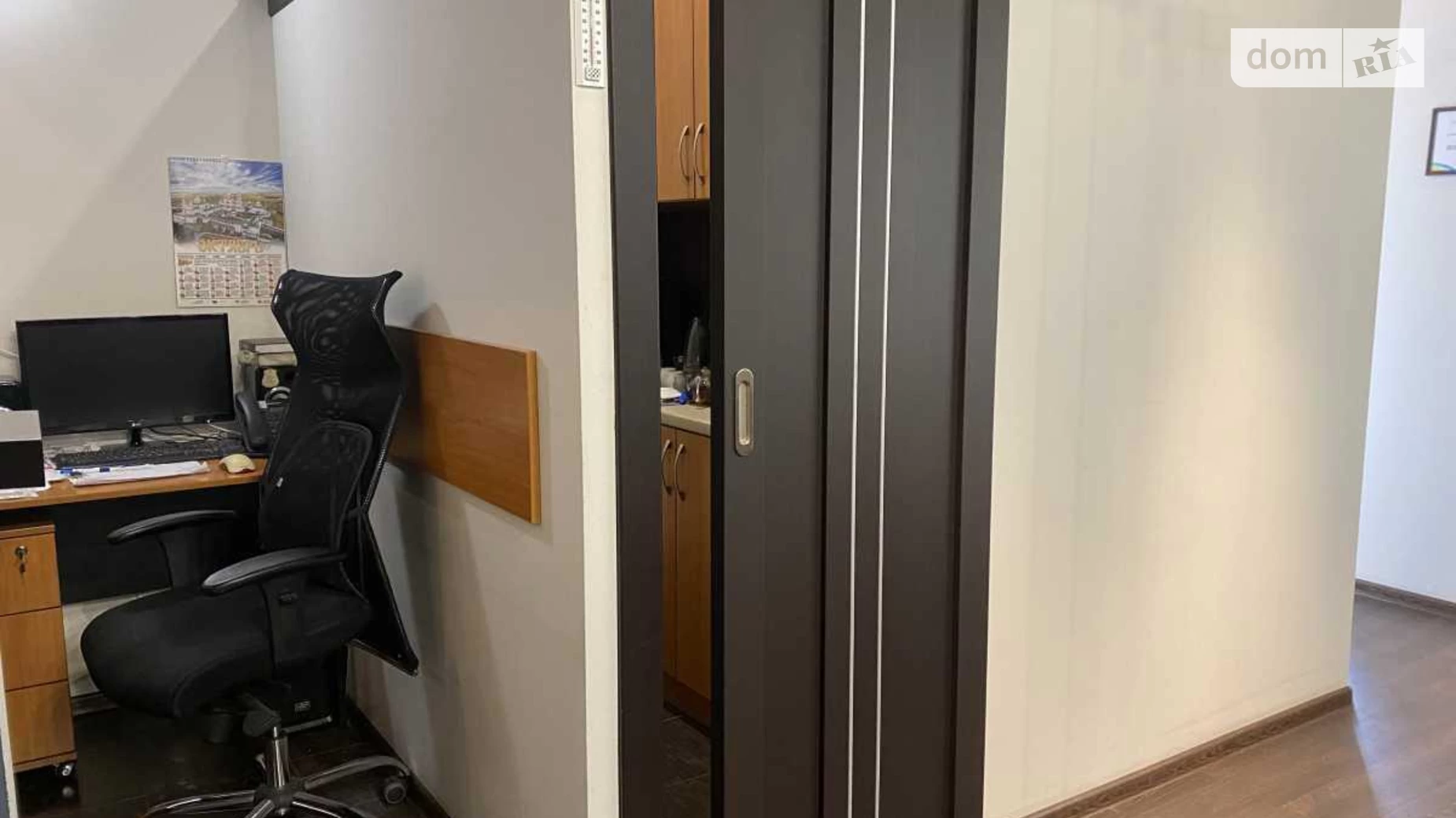 Сдается в аренду офис 206 кв. м в бизнес-центре, цена: 3500 $ - фото 3