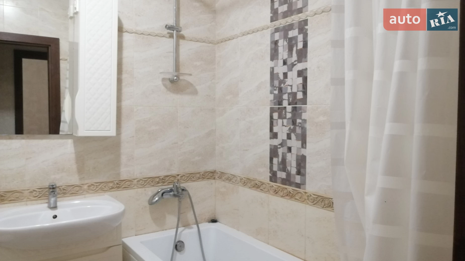 Продається 1-кімнатна квартира 60.3 кв. м у Одесі, вул. Марсельська, 40 - фото 4