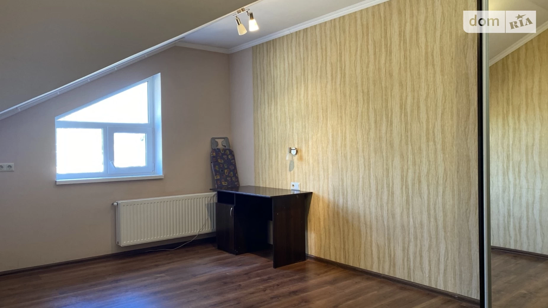 Продается 2-комнатная квартира 60.5 кв. м в Ирпене, ул. Суворова, 5А - фото 4