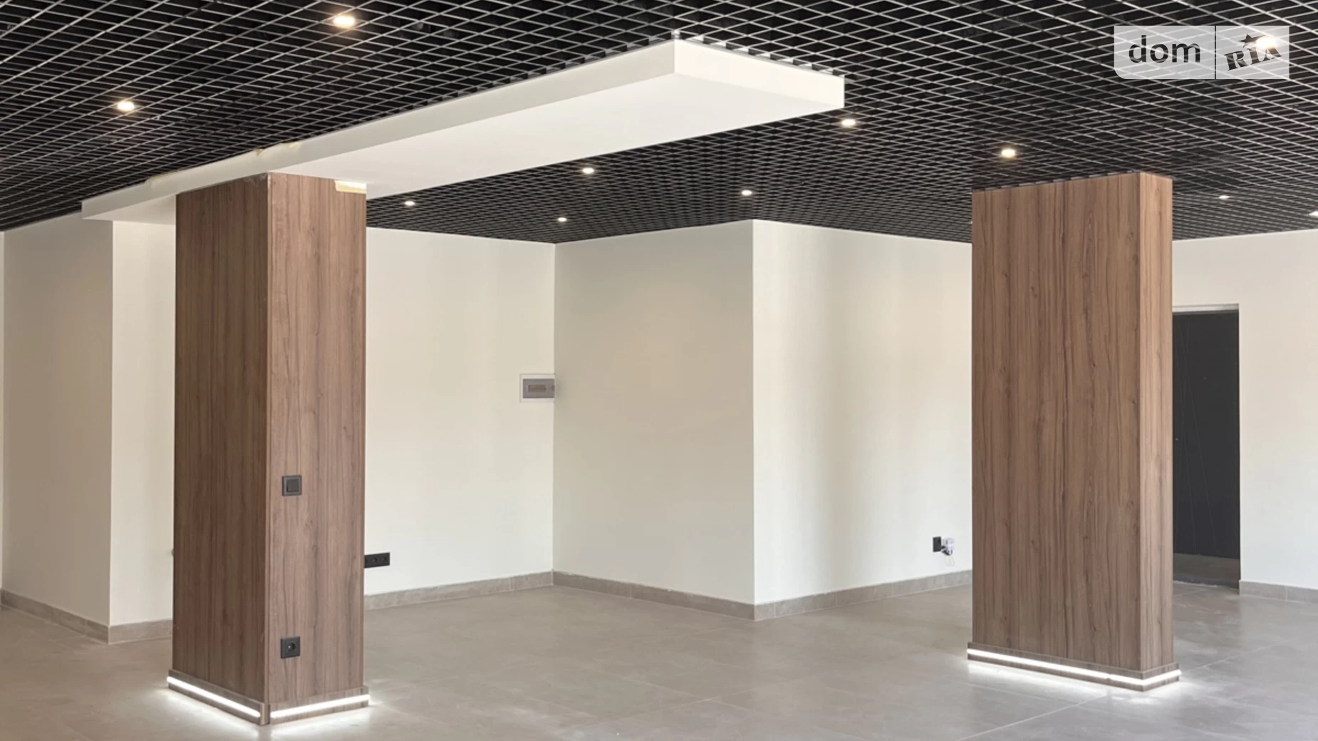 Сдается в аренду офис 63 кв. м в бизнес-центре, цена: 630 $ - фото 2