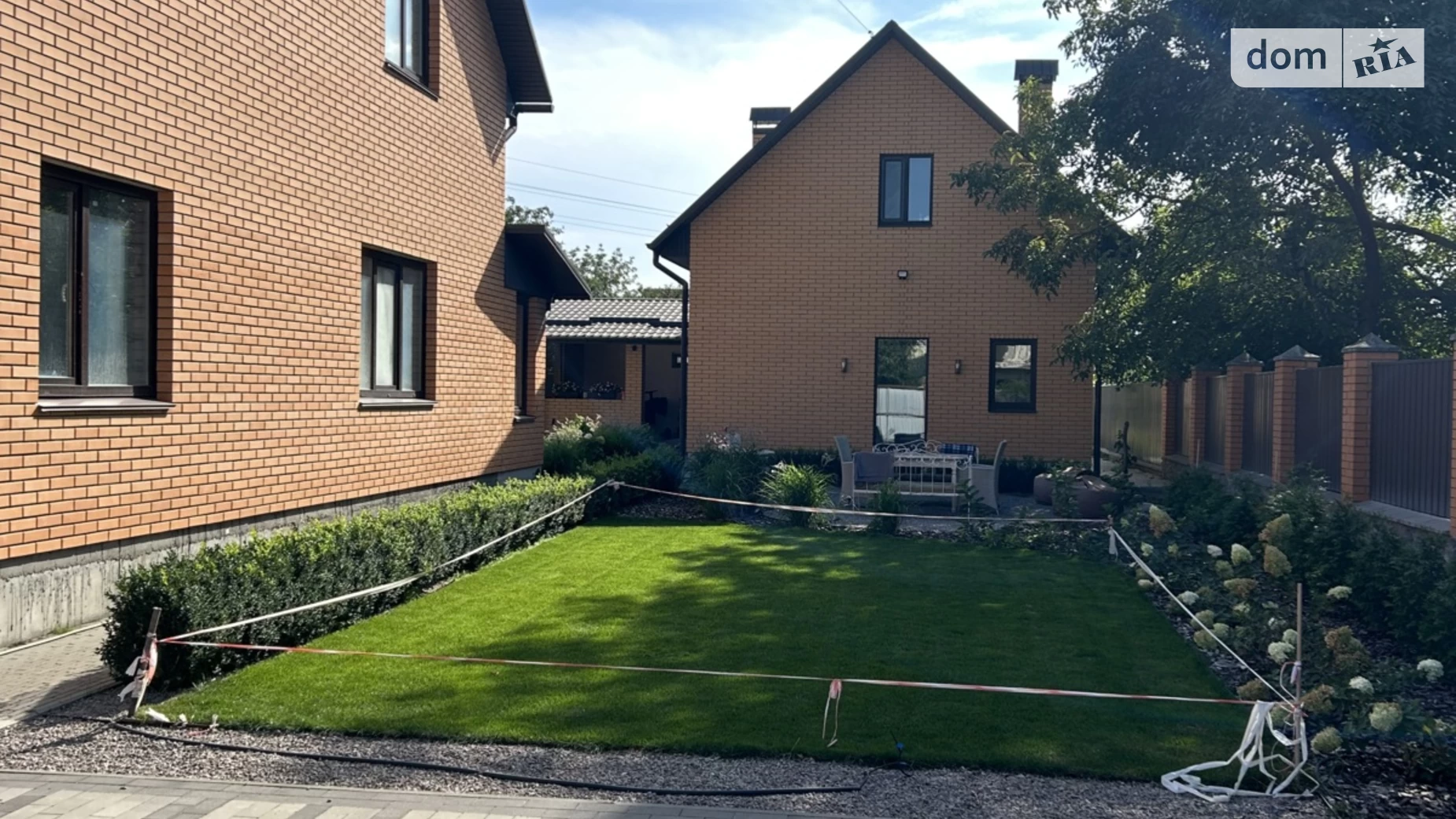 Продается дом на 2 этажа 330 кв. м с участком, цена: 299000 $ - фото 4