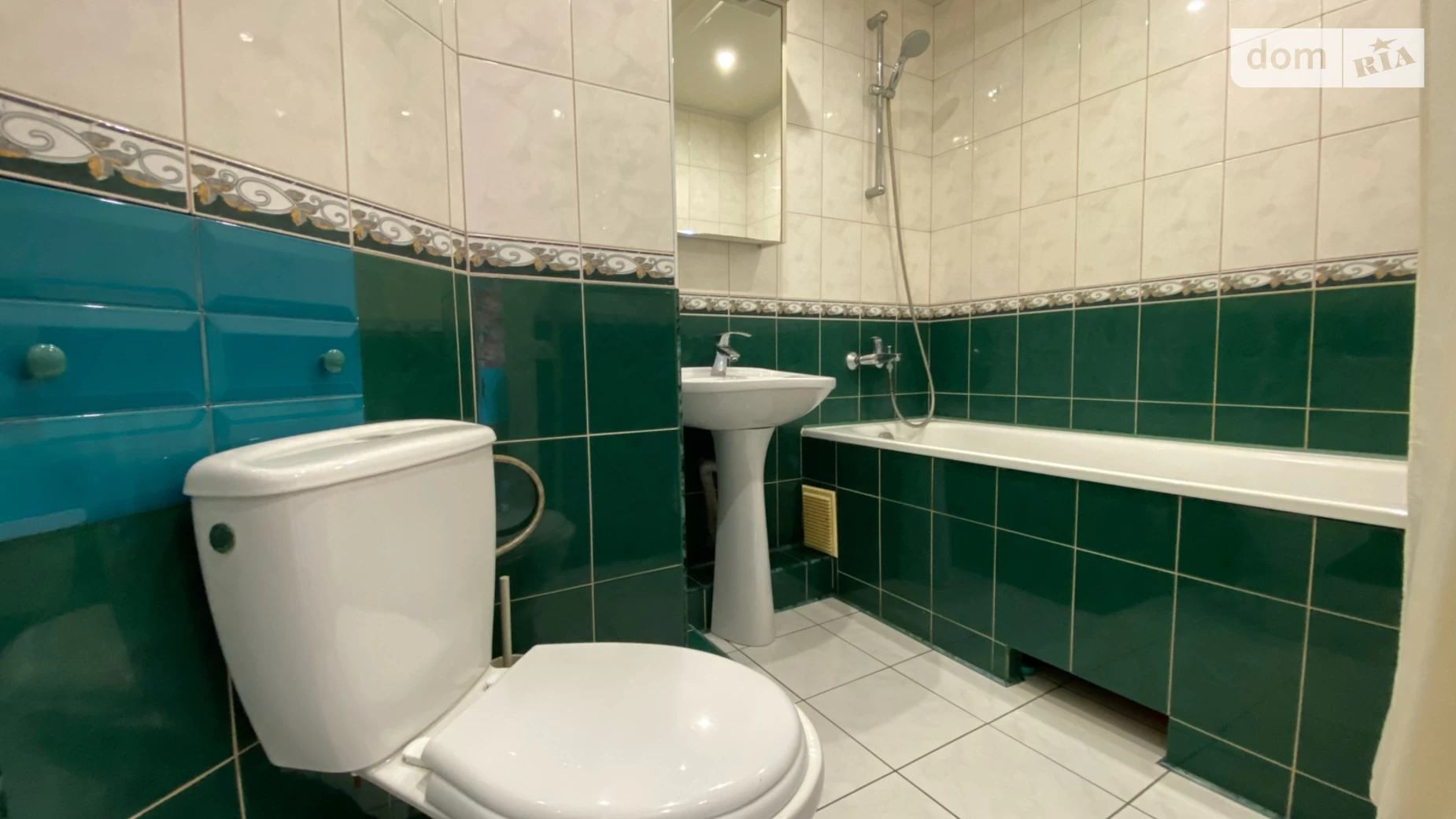 Продается 2-комнатная квартира 54 кв. м в Полтаве, ул. Олеся Гончара - фото 4