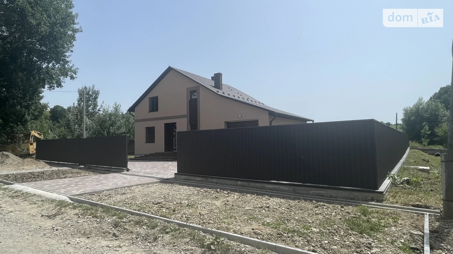 Продается дом на 2 этажа 180 кв. м с гаражом, цена: 150000 $ - фото 2