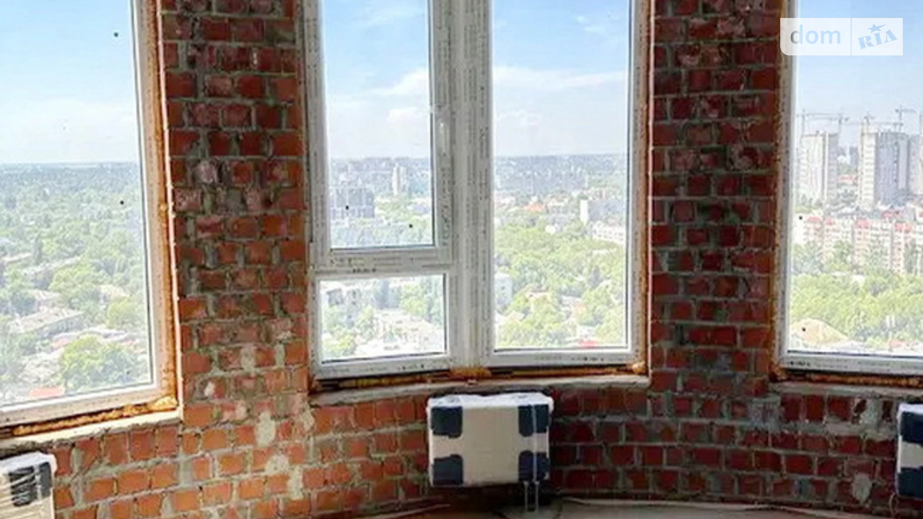 Продается 3-комнатная квартира 99.3 кв. м в Одессе, ул. Ивана Франко, 40 корпус 1 - фото 2