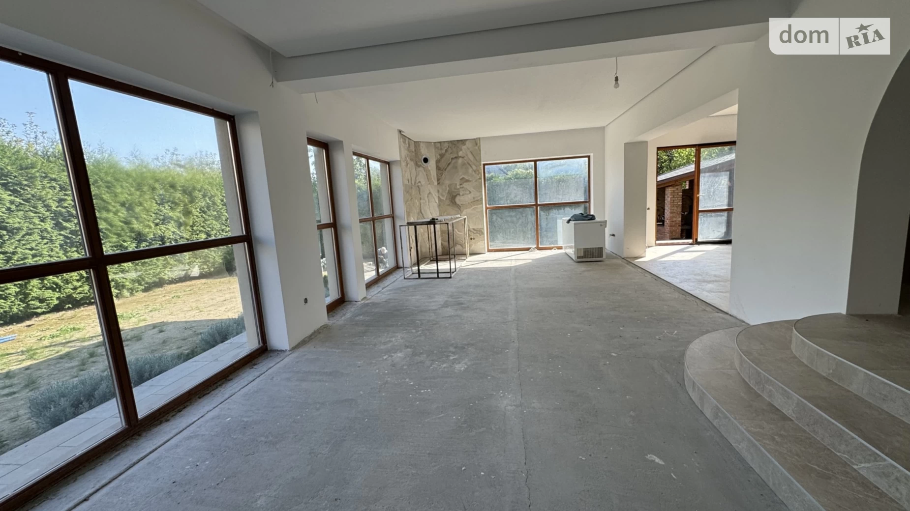 Продается дом на 2 этажа 295 кв. м с бассейном, цена: 295000 $ - фото 4