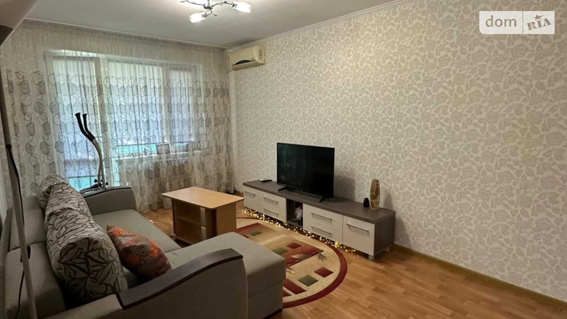 Продається 2-кімнатна квартира 48 кв. м у Павлограде, вул. Верстатобудівників - фото 3
