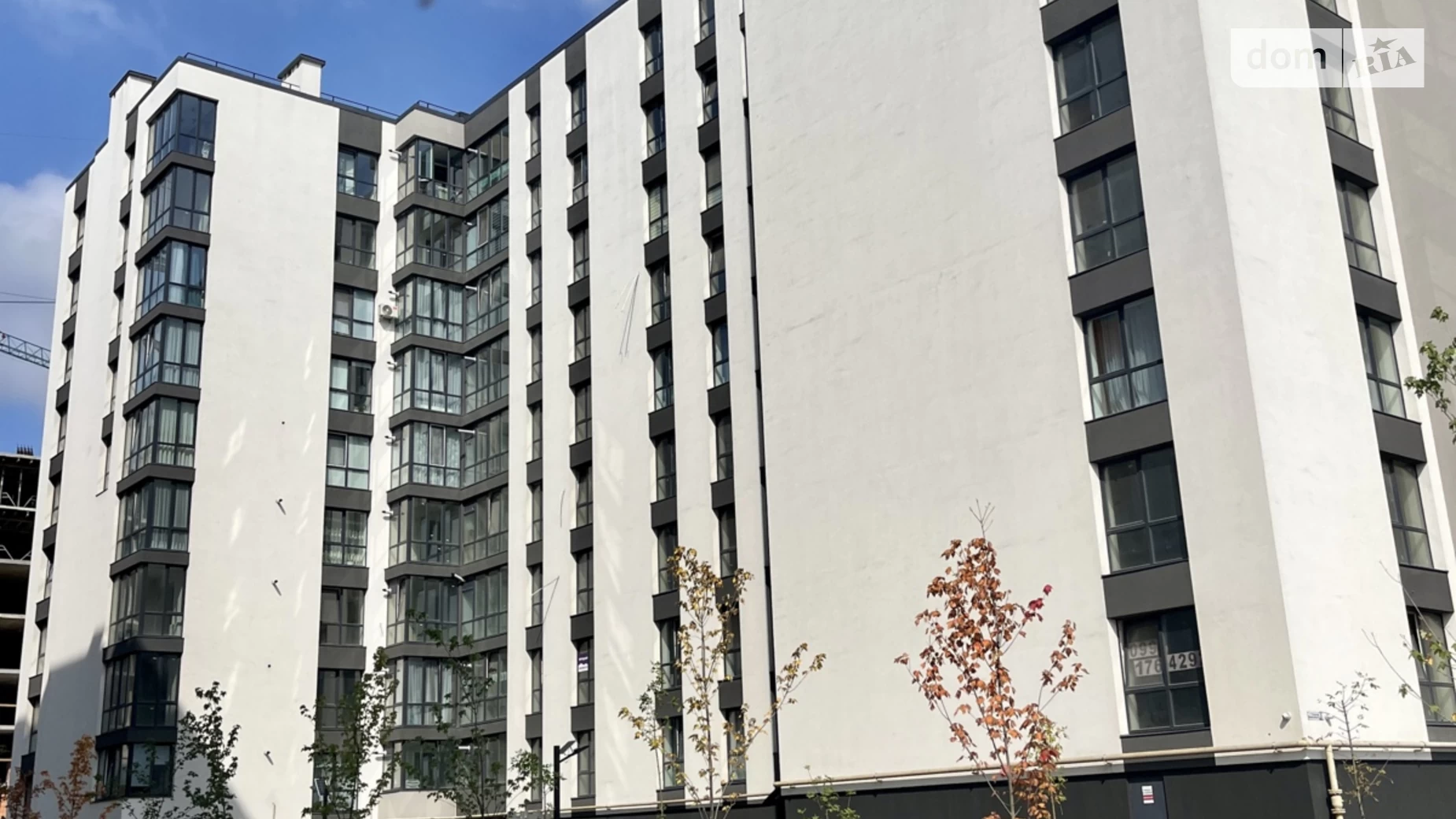 Продается 2-комнатная квартира 70 кв. м в Ивано-Франковске, ул. Романа Вирастюка - фото 3