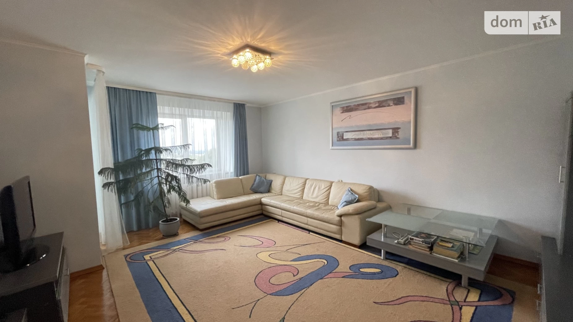 2-комнатная квартира 70 кв. м в, цена: 300 $ - фото 3