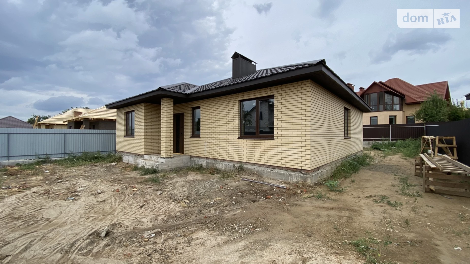 Продається одноповерховий будинок 105 кв. м з гаражем, цена: 80000 $ - фото 2