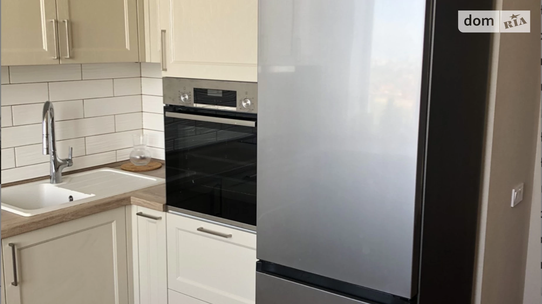 Продается 2-комнатная квартира 65 кв. м в Одессе, ул. Костанди, 104/2 - фото 3