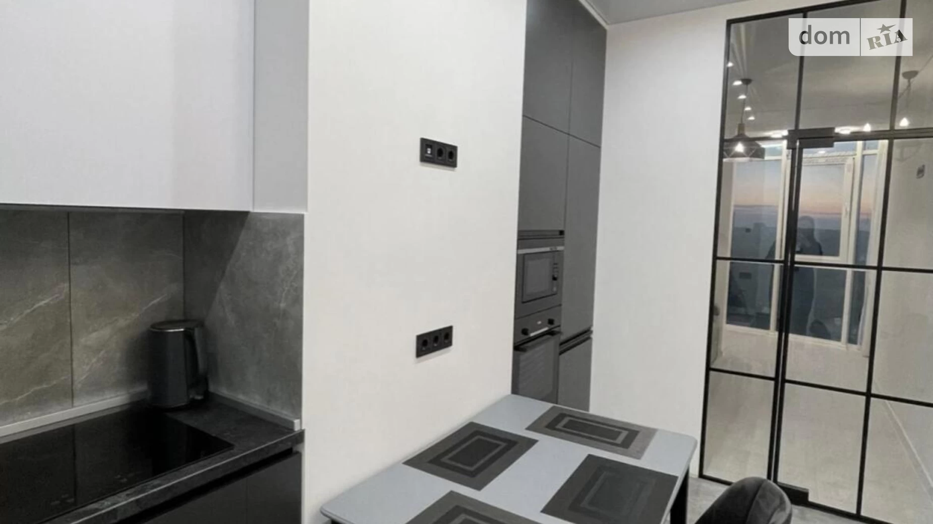 Продается 2-комнатная квартира 60 кв. м в Одессе, Фонтанская дор., 124 - фото 3