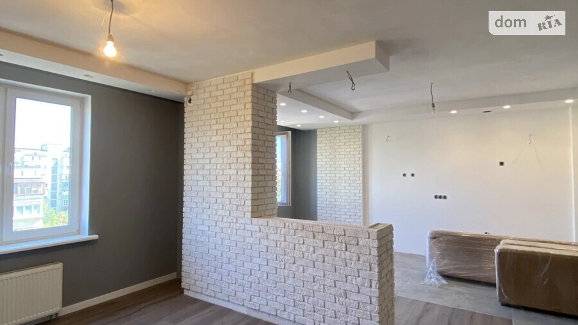 Продается 2-комнатная квартира 81.8 кв. м в Киеве, ул. Дмитриевская, 75 - фото 2