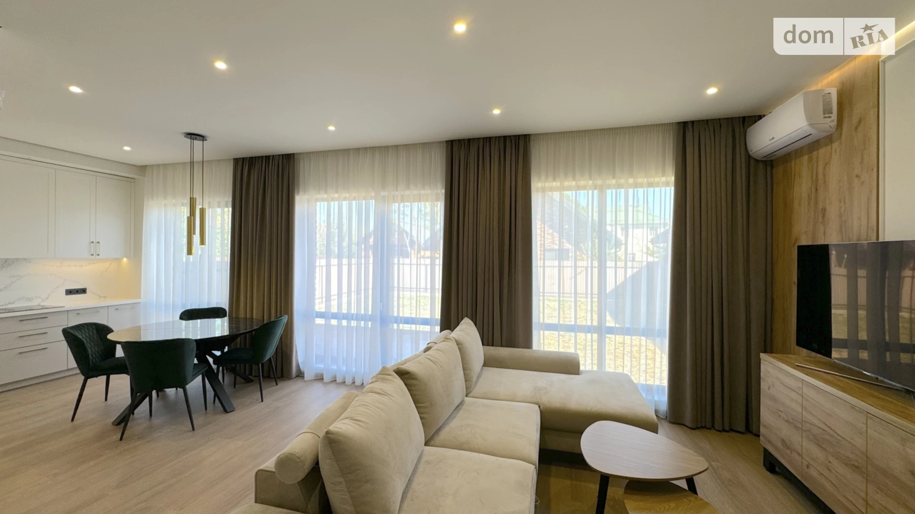 Продается дом на 2 этажа 120 кв. м с гаражом, цена: 205000 $ - фото 2